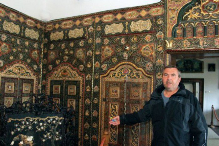 Ilustračný obrázok k článku Nové objavy špecialistov v Bojnickom zámku: Čo sa skrýva v Orientálnom salóne?