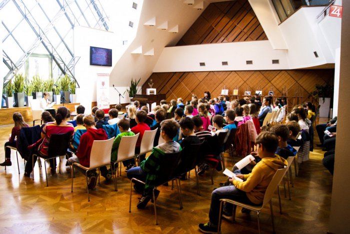 Ilustračný obrázok k článku Osvetové stredisko privíta talenty z okresu: Deti zabojujú v tradičnej súťaži