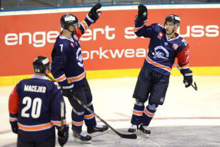 Ilustračný obrázok k článku Hokejisti zaklincovali Ligu Majstrov: Po zápase s Kolínom skončili tretí!