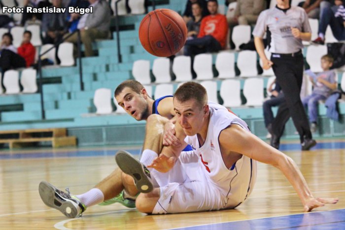 Ilustračný obrázok k článku Basketbalisti mali prvé víťazstvo na dosah: Rozhodli chyby v závere zápasu
