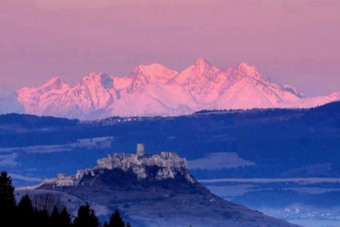 Ilustračný obrázok k článku Dostali sme sa do vyberanej spoločnosti: The Times zaradil Tatry medzi TOP lyžiarske strediská