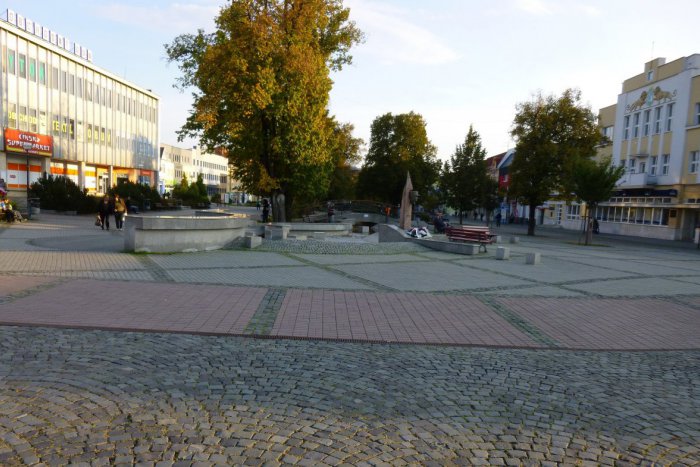 Ilustračný obrázok k článku Marián si zdriemol na námestí: Milan (17) využil jeho nepozornosť a teraz mu hrozia 2 roky basy