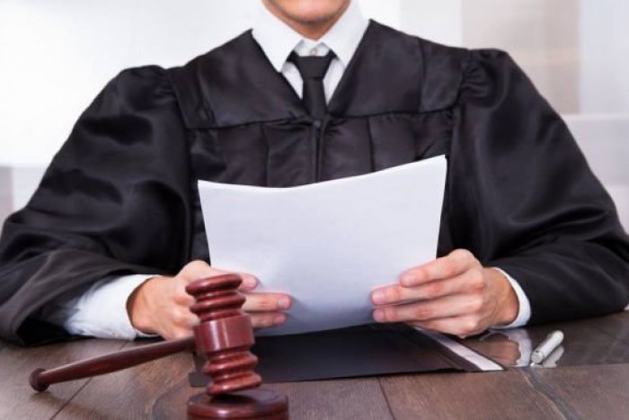 Ilustračný obrázok k článku Nový poces: Pred súd sa postavil bývalý obhajca Mikuláša Černáka