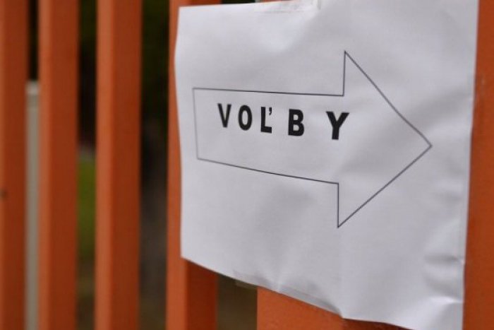 Ilustračný obrázok k článku Predvolebná ANKETA z ulíc mesta: Prievidžania sa rozhovorili o komunálnych voľbách