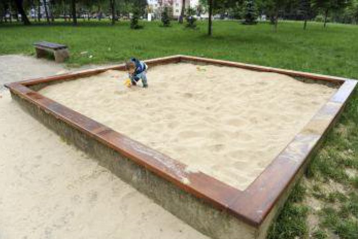 Ilustračný obrázok k článku Slová hygienikov, ktoré nepotešia: Zistili výrazné zhoršenie kvality pieskovísk!