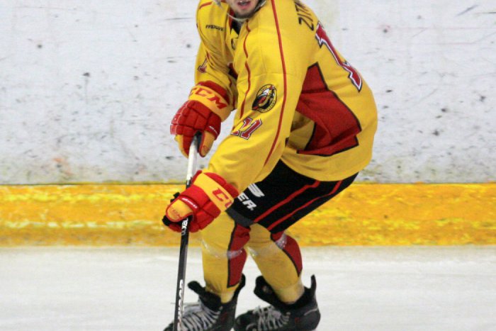 Ilustračný obrázok k článku Hokejisti s ďalším skalpom: Porazili aj rezervu Nových Zámkov