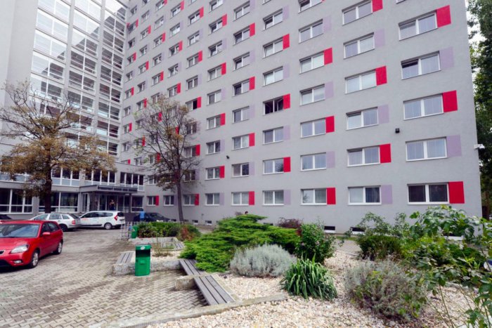 Ilustračný obrázok k článku Kam s vysokoškolákmi? Internáty v Bratislave sú plne obsadené. Voľné miesta nemajú ani súkromné študentské domovy