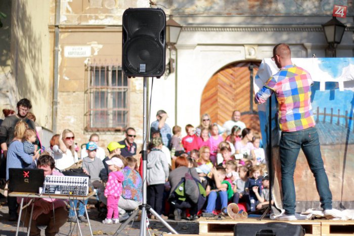 Ilustračný obrázok k článku Májové ťaháky v Trnave: TOP 10 podujatí, na ktorých nemôžete chýbať