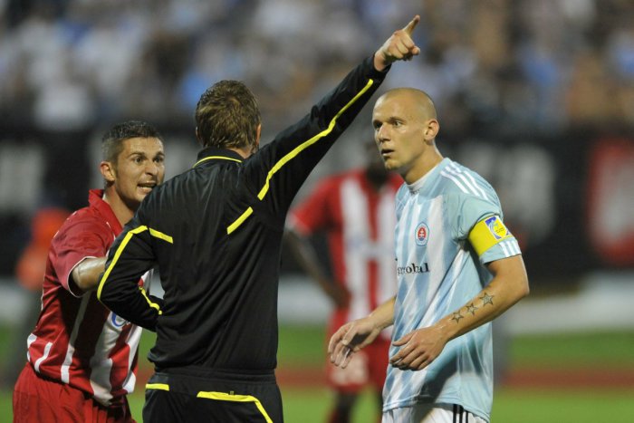 Ilustračný obrázok k článku Zápas Slovan - Sparta povedie švédsky rozhodca Strömbergsson