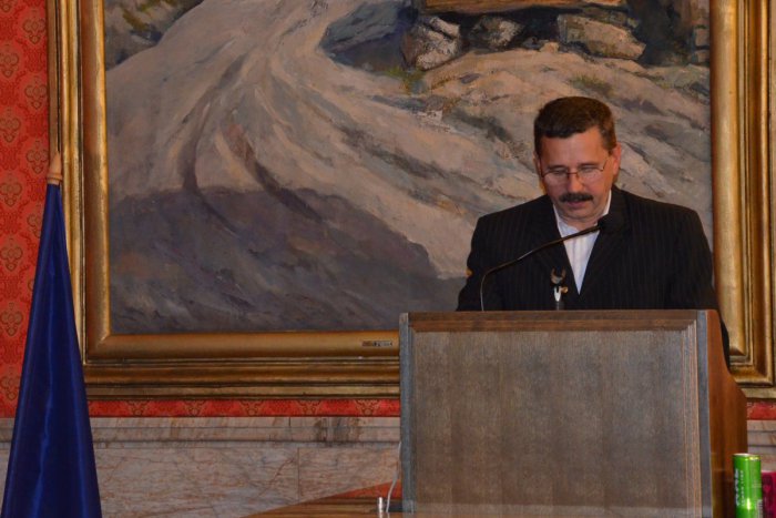 Ilustračný obrázok k článku Poslanci rozhodli: Mesto má na šesť rokov nového hlavného kontrolóra