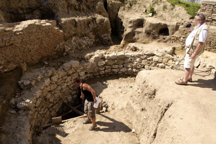 Ilustračný obrázok k článku Trnava zakončí prehliadky mesta v kryptách: Vydajte sa za tajomstvami podzemia