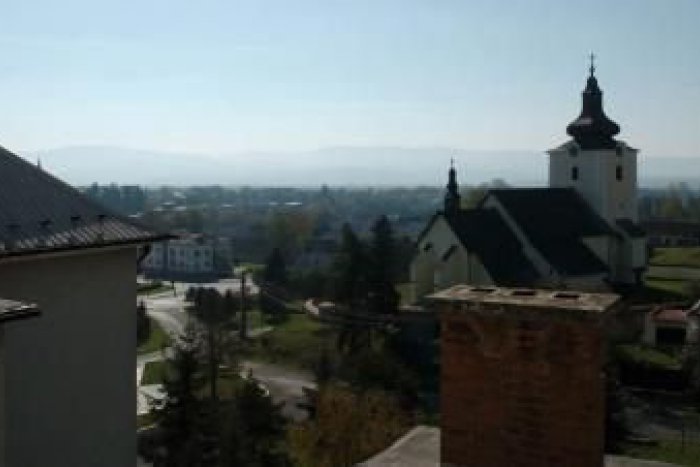 Ilustračný obrázok k článku Strana Sieť: Oddlžme všetky samosprávy, nielen Žilinský kraj