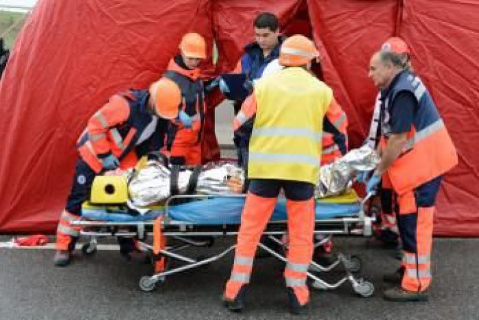 Ilustračný obrázok k článku Aspoň na niečo sú dobré ruiny pivovaru: Cvičili v nich hasiči