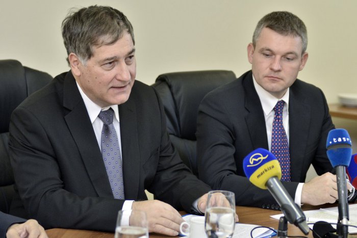 Ilustračný obrázok k článku Projekt Protónového centra s Rusmi je mŕtvy: Minister Pellegrini predstavil v ÚVN-ke nový