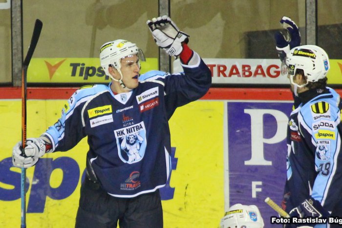 Ilustračný obrázok k článku Nitrianski hokejisti doma vyhrali: Martin s 12-tou prehrou v rade