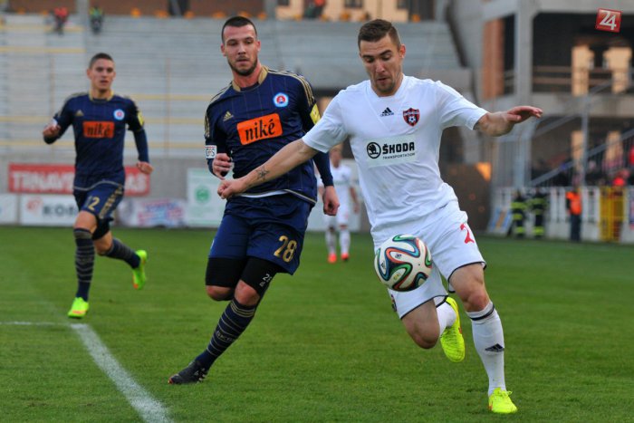 Ilustračný obrázok k článku Ďalšie odchody zo Spartaka: Jendrišek do Poľska, Špalek do Žiliny