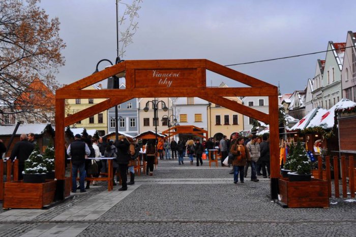 Ilustračný obrázok k článku Nové info o vianočných trhoch v Žiline: Predajcovia sú už vybraní, toľkoto zacvakajú za stánky...
