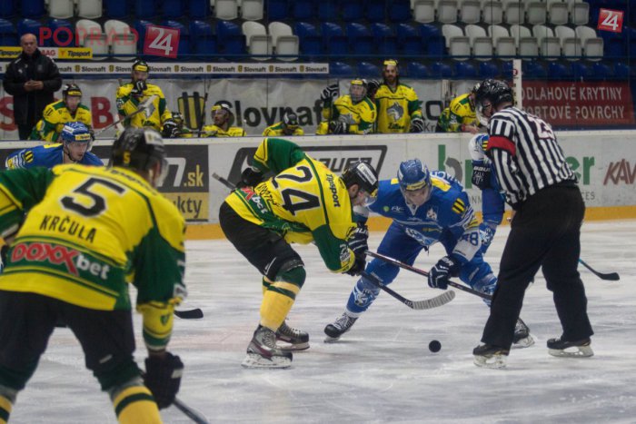 Ilustračný obrázok k článku Vlci v Poprade: Padlo až 8 gólov!