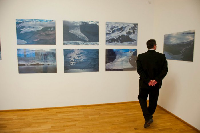 Ilustračný obrázok k článku Rudolf Schuster ako fotograf a cestovateľ: V Bratislave vystavuje fotografie z ciest po svete