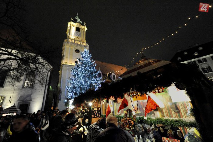 Ilustračný obrázok k článku Advent je už tu: Čo vás čaká na šalianskych vianočných trhoch?