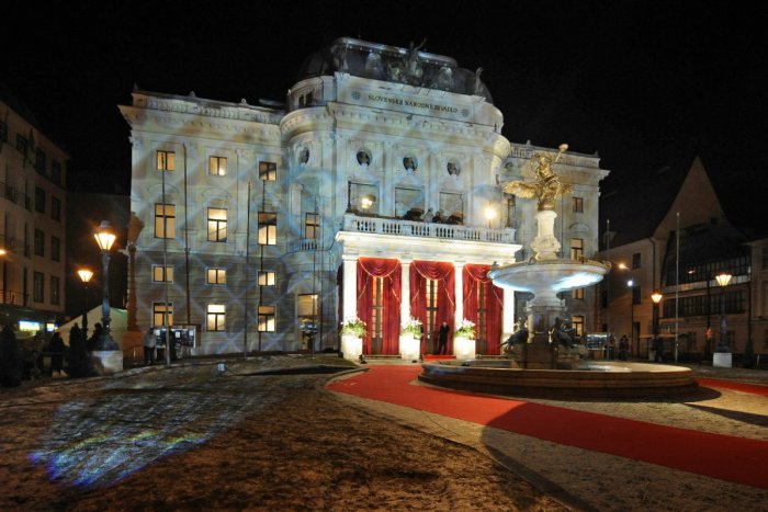 Ilustračný obrázok k článku Do slovenskej Noci divadiel sa zapája rekordný počet súborov, v Bratislave ich je štrnásť