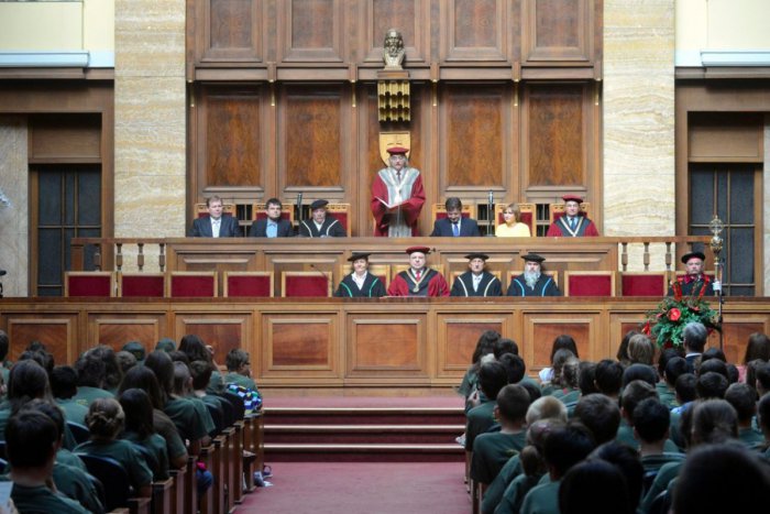 Ilustračný obrázok k článku Voliť sa bude aj na Univerzite Komenského. Už zajtra sa uskutočnia voľby rektora