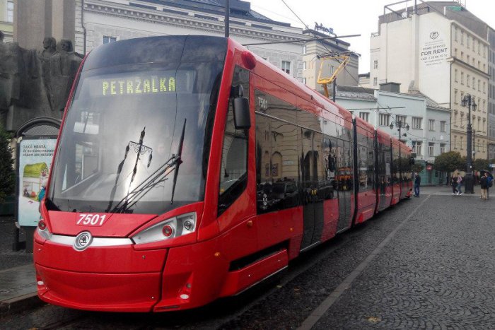 Ilustračný obrázok k článku Nezabudnite, dnes vás čaká krátkodobá výluka električiek a autobusov na Mostovej ulici