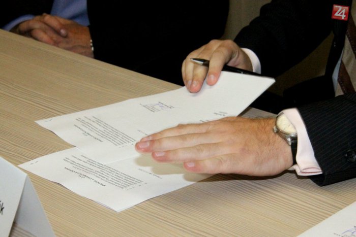 Ilustračný obrázok k článku Mesto odstúpilo od viacerých zmlúv. Zrušilo i členstvá podpísané minulým vedením