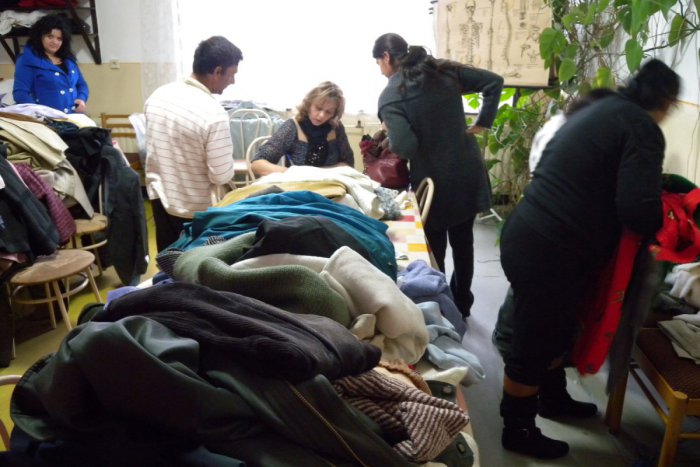 Ilustračný obrázok k článku Máte doma nepotrebné šaty? Môžete ich darovať ľuďom, ktorí vám budú vďační