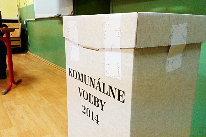 Ilustračný obrázok k článku Neoficiálne výsledky: Revúcu bude už tretie volebné obdobie viesť Eva Cireňová!