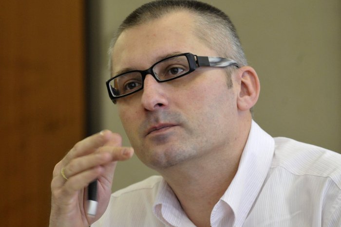 Ilustračný obrázok k článku Primátor spoznal dôležitú sumu: Toľkoto zarába prvý muž Hlohovca!