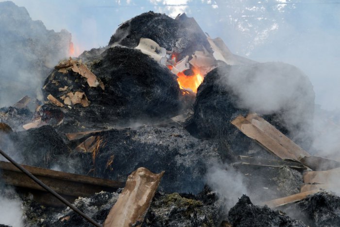 Ilustračný obrázok k článku Humenskí hasiči od rána v akcii: Likvidovali rozsiahly požiar senníka