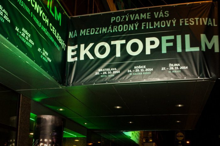 Ilustračný obrázok k článku Ekotopfilm – Envirofilm prinesie rekordný počet dokumentov