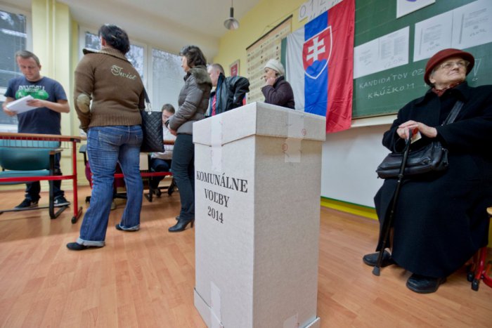 Ilustračný obrázok k článku V obci pri Bystrici nové vedenie tento rok mať nebudú: Pre TOTO si musia starosta aj poslanci počkať!