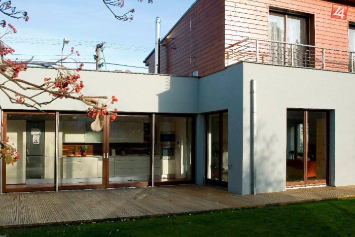 Ilustračný obrázok k článku Makrowin vystavuje na Conecu novinky - Vchodové dvere s otváraním odtlačkom prsta a smartfónom