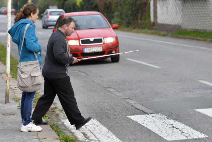 Ilustračný obrázok k článku Župa vybudovala ďalších 12 inteligentných priechodov pre chodcov. Pozrite sa, ako fungujú