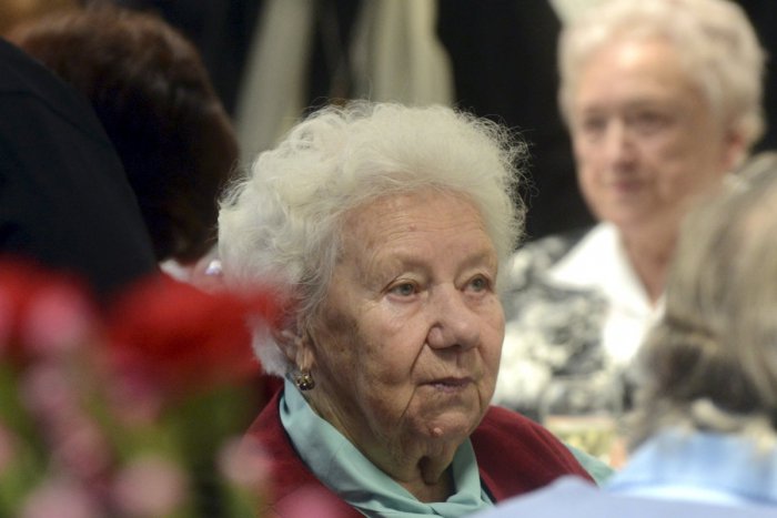 Ilustračný obrázok k článku 30. výročie petržalského Domu tretieho veku spestrí koncertom Jadranka i Kmeťoband