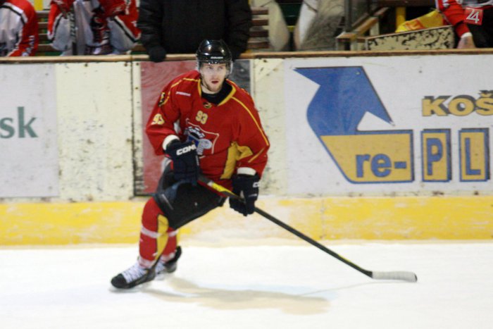 Ilustračný obrázok k článku Hokejisti v Bardejove poriadne hrýzli: Rozhodlo až predĺženie