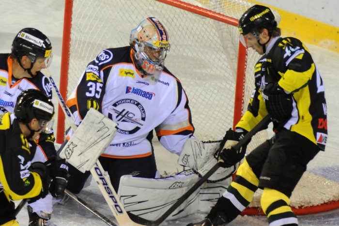 Ilustračný obrázok k článku Sklamanie v DOXXbet Aréne: Žilina bola nad sily Košíc