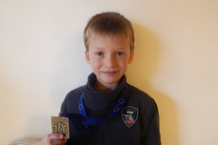 Ilustračný obrázok k článku Talentovaný Žiarčan Šimi Sečkár (9): Dvojnásobný majster Slovenska chodil s medailou aj spávať :)