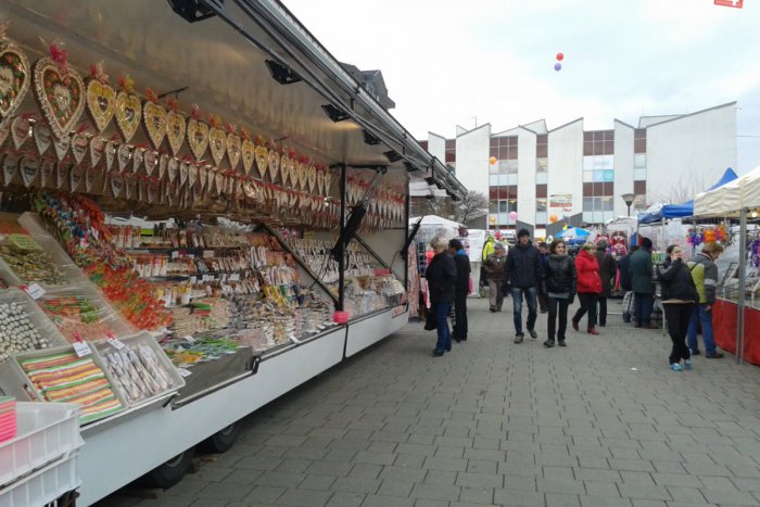 Ilustračný obrázok k článku Sezóna trhov a hodov v plnom prúde. Pestrá jarmočná ponuka v Brezne a okolí