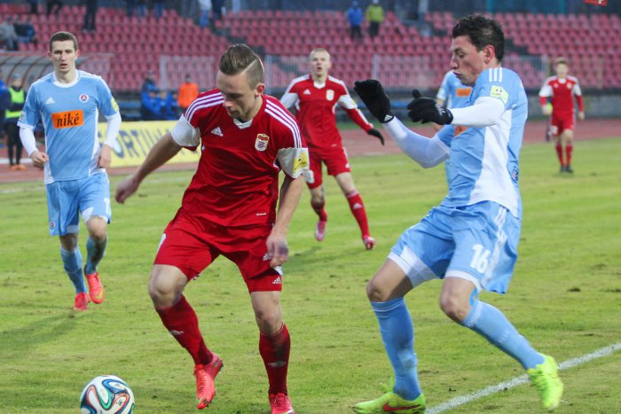 Ilustračný obrázok k článku Dukla doma narazila na Slovan: Jediná chyba stála posledný tím tabuľky cenné body FOTO a VIDEO