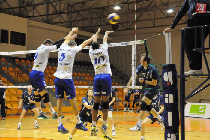 Ilustračný obrázok k článku Nové trénerské duo povedie nitrianskych volejbalistov: Do dvoch-troch rokov chcú bojovať o titul!