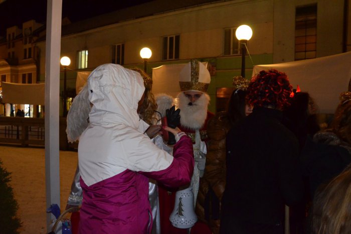 Ilustračný obrázok k článku TIPY na víkend: Sv.Mikuláš by sa čudoval, koľko akcií nesie jeho meno