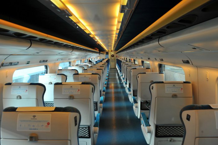 Ilustračný obrázok k článku Do Prahy na novom Pendoline: Tešte sa na občerstvenie online aj trať očami rušňovodiča!