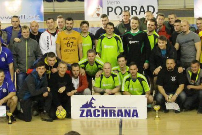 Ilustračný obrázok k článku Zachraňujú životy, pomáhajú, chránia... a robia aj niečo navyše: Takéto pekné gesto predviedli záchranné zložky