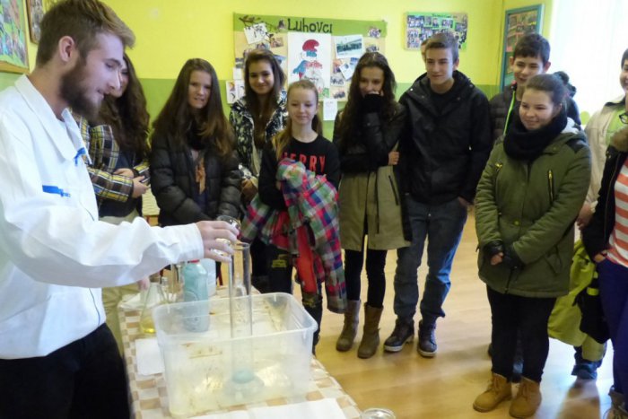 Ilustračný obrázok k článku Gymnázium na Kukučínovej sa predstavilo verejnosti. Navštívili ho deviataci z viac ako tridsiatich škôl regiónu