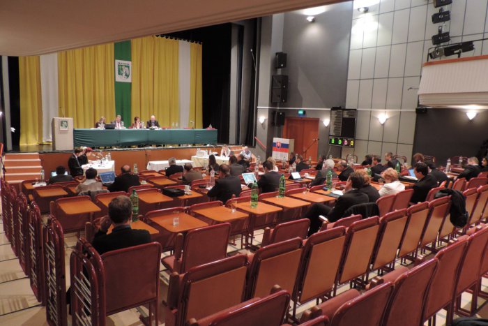 Ilustračný obrázok k článku Nová samospráva sa ujala moci: Koho si primátorka vybrala za zástupcu?