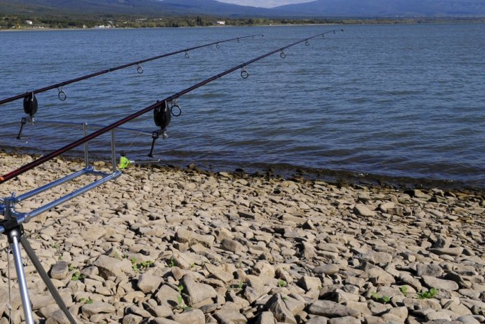 Ilustračný obrázok k článku Naskytne sa nám zaujímavý pohľad: Hladina v Hričove výrazne klesne, platí jeden zákaz!