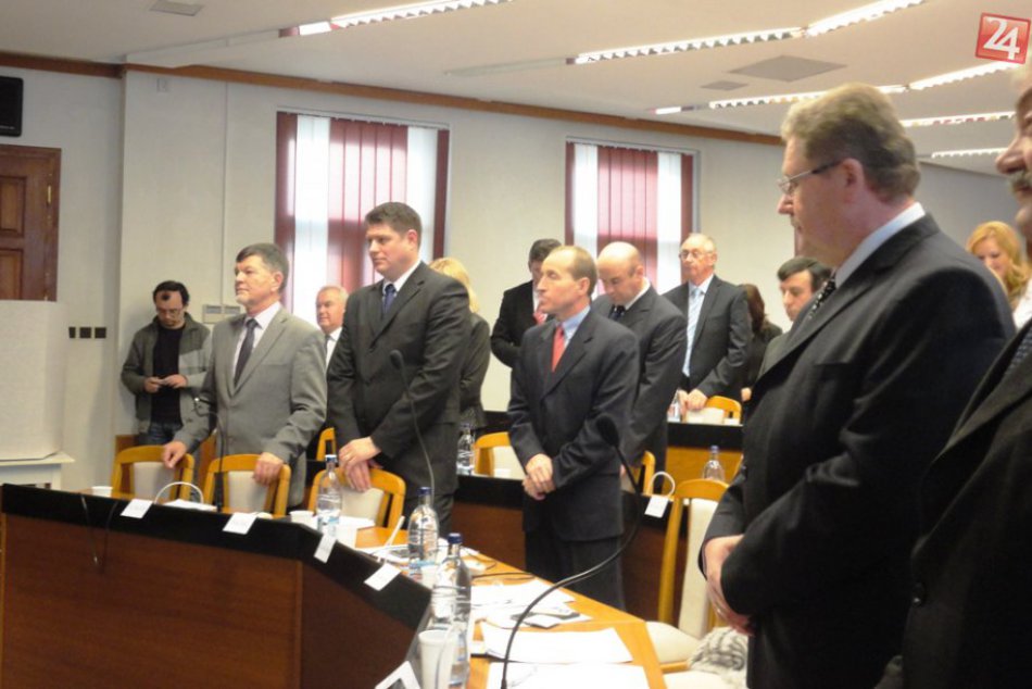 Ilustračný obrázok k článku Topoľčianske futbalistky sa zatiaľ ihriska nedočkajú: Prečo poslanci neodklepli prenájom?